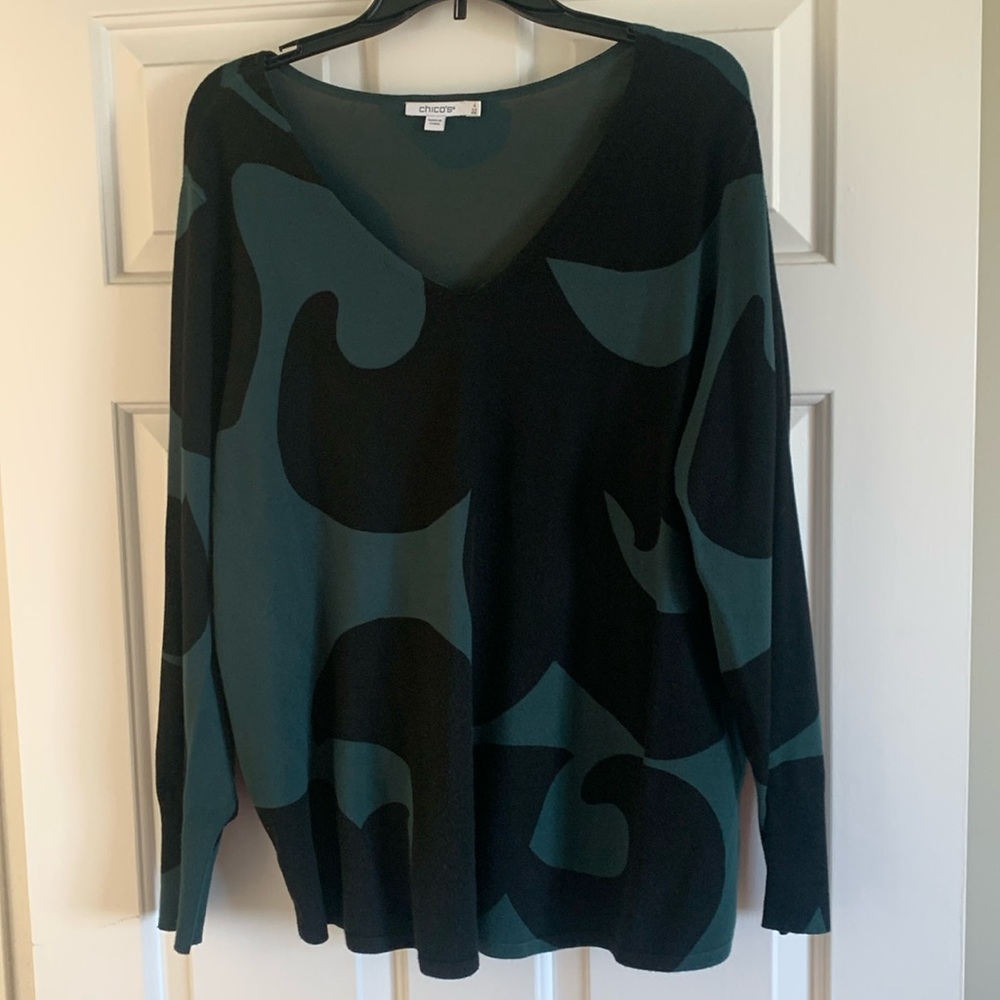 Beautiful Chicos colorblock sweater.